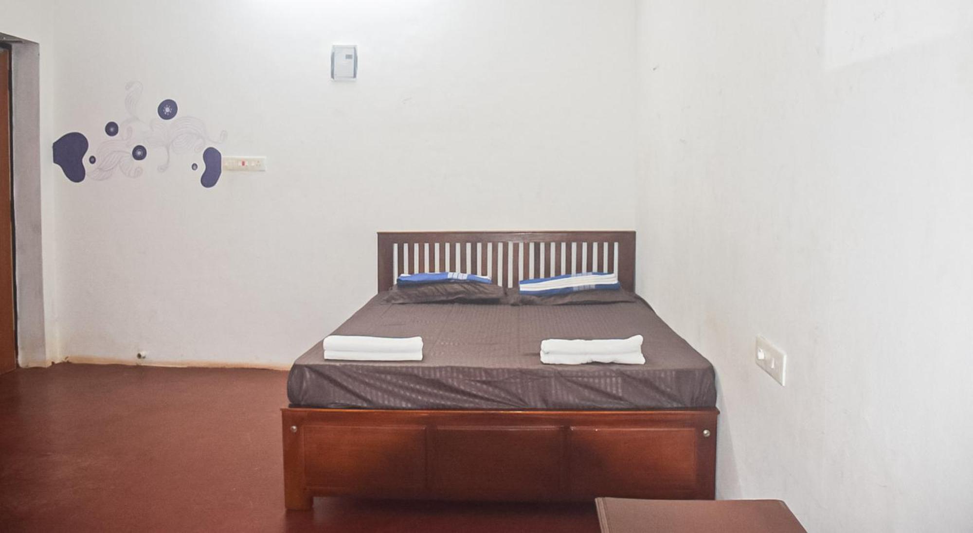 Travellers Crib Hotel Auroville Buitenkant foto